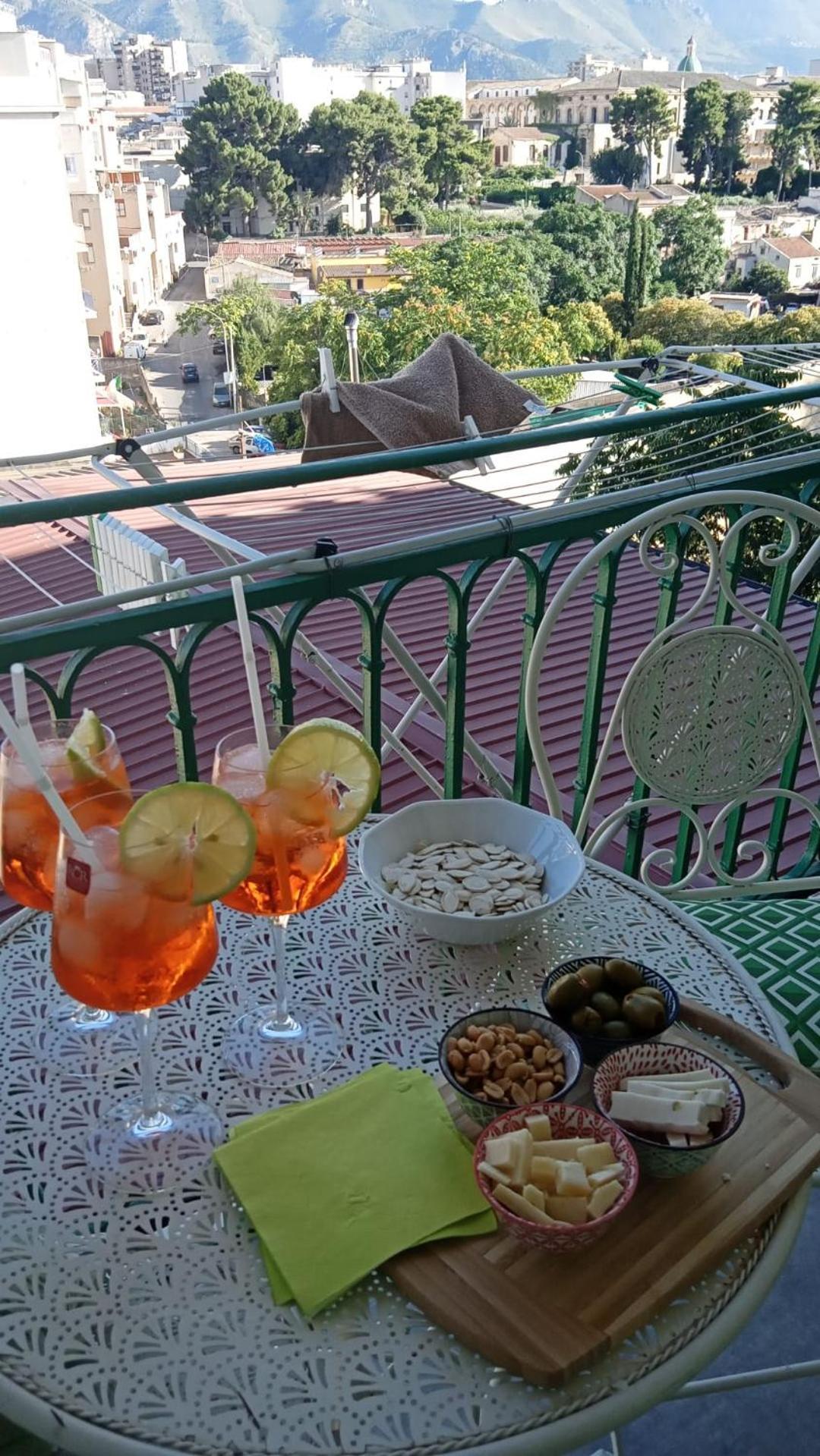 Casa Amari Alla Zisa Hostel Palermo Esterno foto
