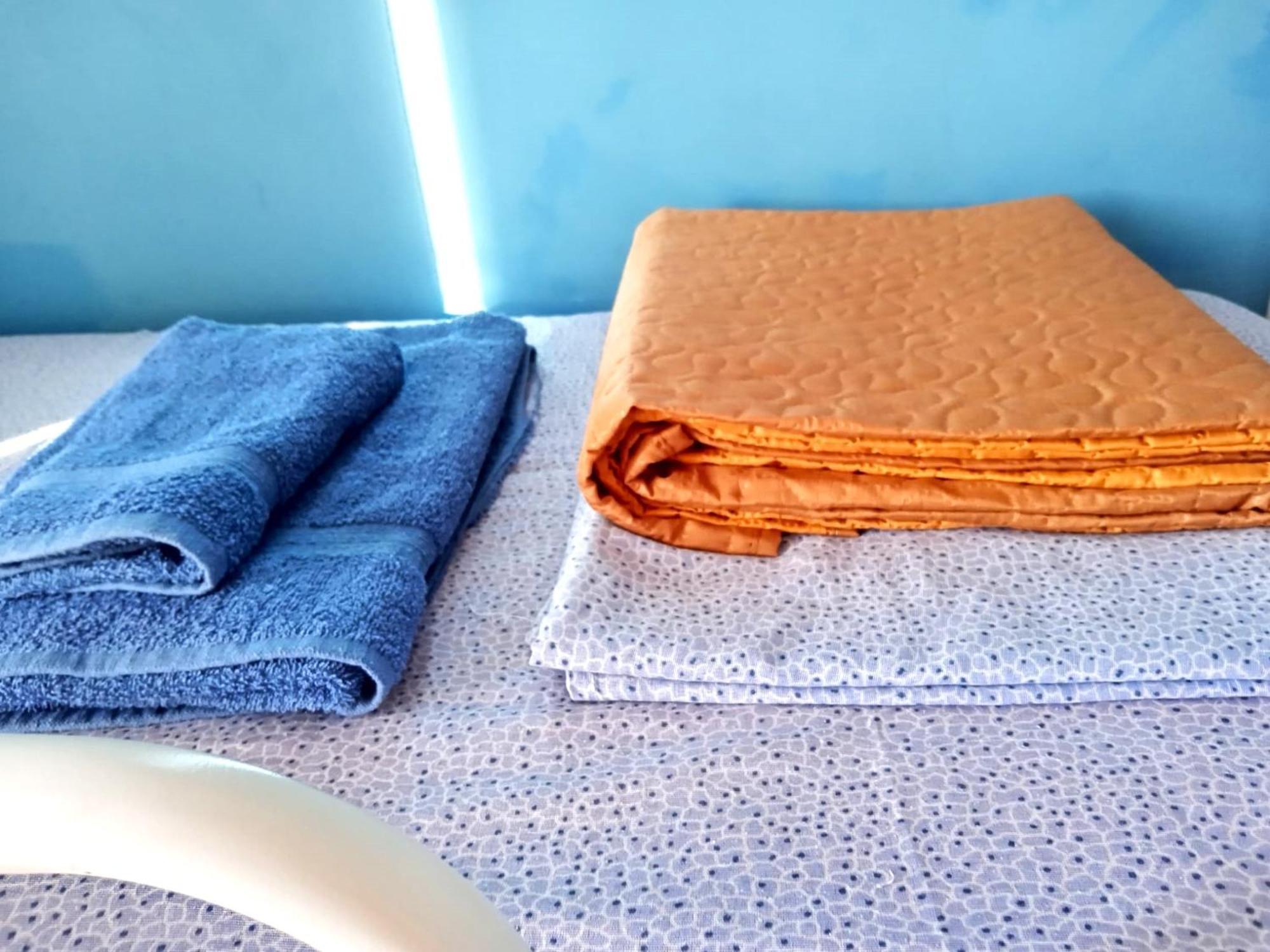 Casa Amari Alla Zisa Hostel Palermo Esterno foto